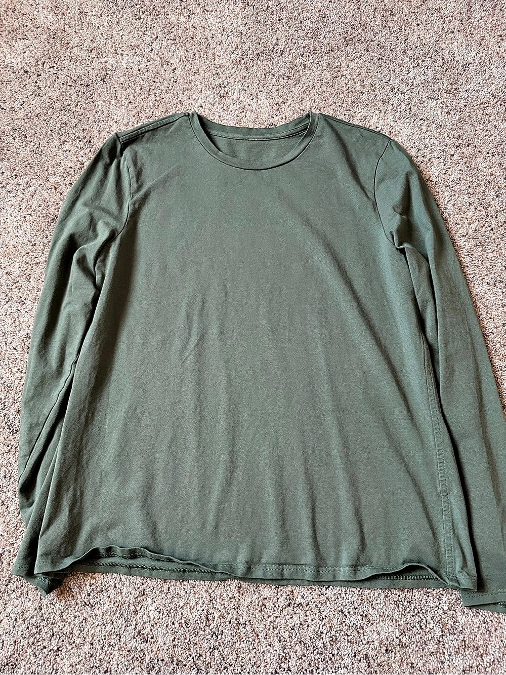 lululemon Long Sleeve Tee in Green